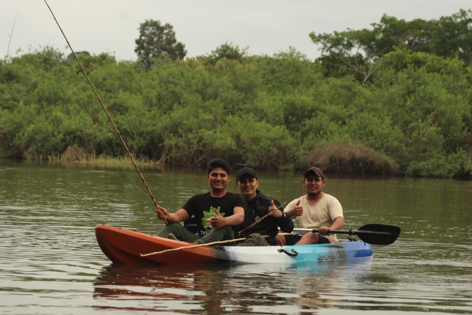 Valencia Lake Lodge Puerto Maldonado Exteriör bild