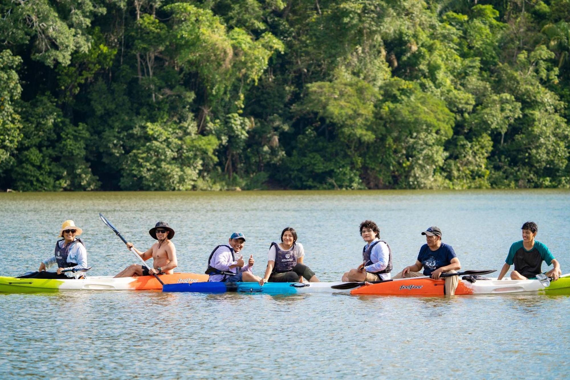 Valencia Lake Lodge Puerto Maldonado Exteriör bild